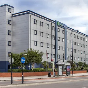 https://holiday-inn-express-royal-docks.brighton-hotels-england.com